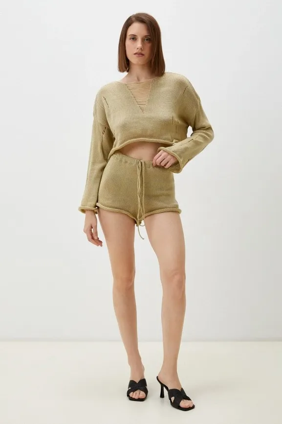 Костюм женский вязаный с шортами и топом Б Арт. 10174 Костюм женский вязаный с шортами и топом Б Арт. 10174