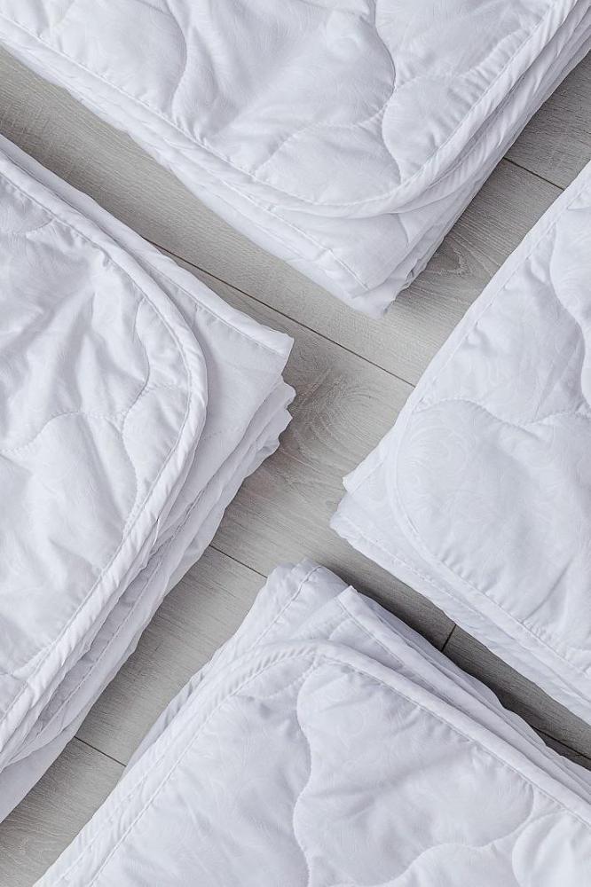 Одеяло стеганое облегченное евро Арт. 9720 Одеяло стеганое облегченное евро Арт. 9720